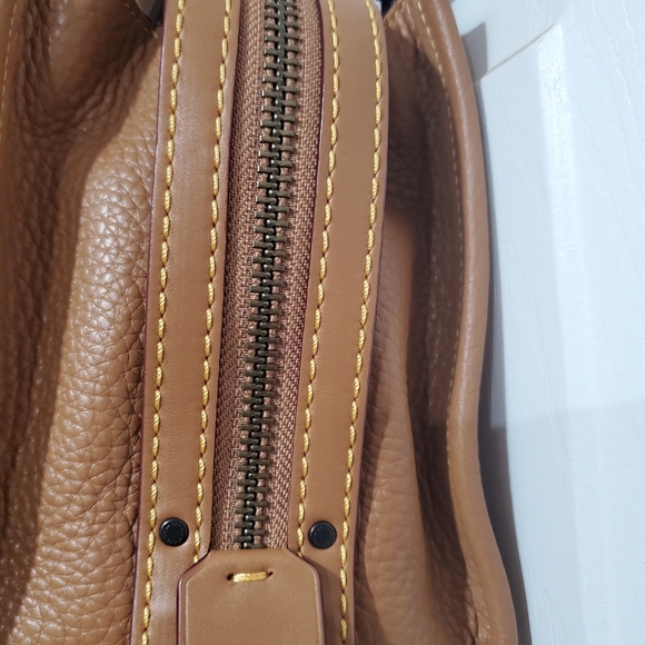 NWTs Gorgeous COACH ROGUE 25~ Rare Light Saddle Glvtn Pebble  Leather~ F54536 - Picture 3 of 12